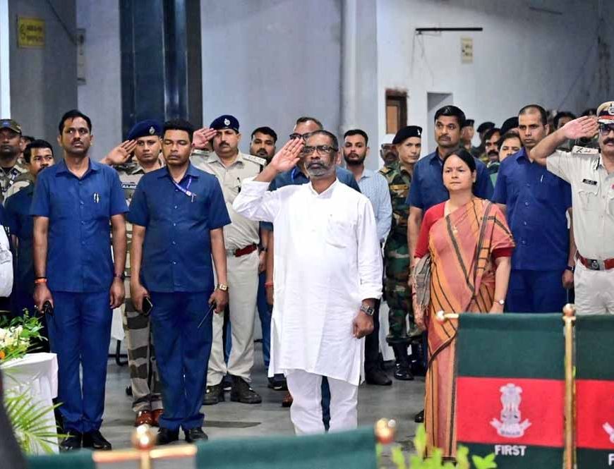 सेना के वीर जवान को हिमस्खलन में खोने पर राज्यपाल व CM ने व्यक्त की गहरी संवेदना