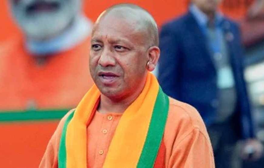 मुख्यमंत्री योगी का संदेश: कर्ता के प्रति कृतज्ञता सनातन धर्म का पहला संस्कार