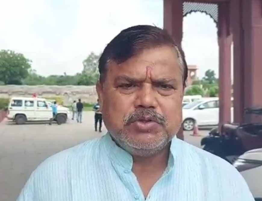 दुर्गोत्सव समितियां अस्थाई कनेक्शन लेकर ही झांकी, पंडाल की सज्जा करें : ऊर्जा मंत्री तोमर