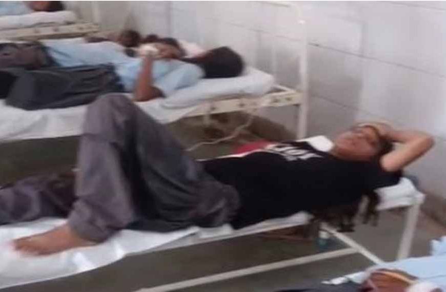 चूड़ियावास स्कूल में पोषाहार से बीमार हुए 120 बच्चे, मचा हड़कंप