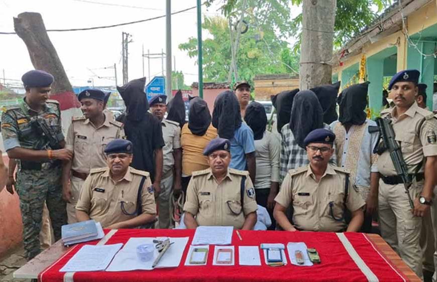 वैशाली में सोनपुर पुलिस का बड़ा अभियान: 10 अपराधी गिरफ्तार, लूट-चोरी का माल बरामद