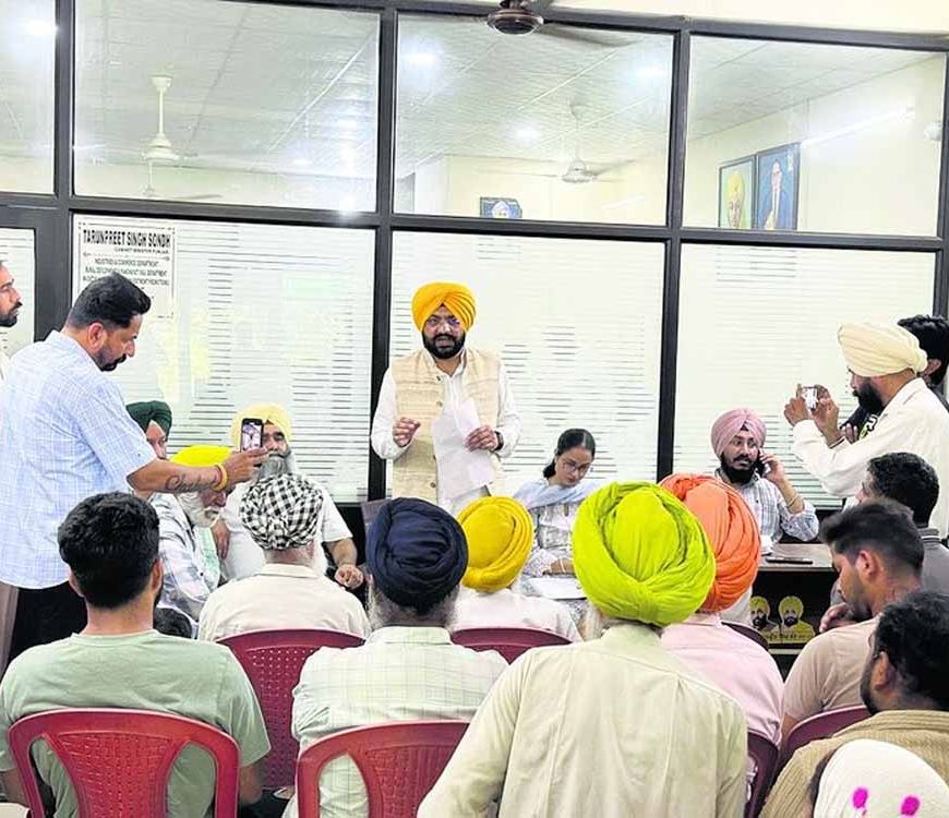 मंत्री सौंद ने सुनी जनता की समस्याएं, दिए त्वरित समाधान के निर्देश