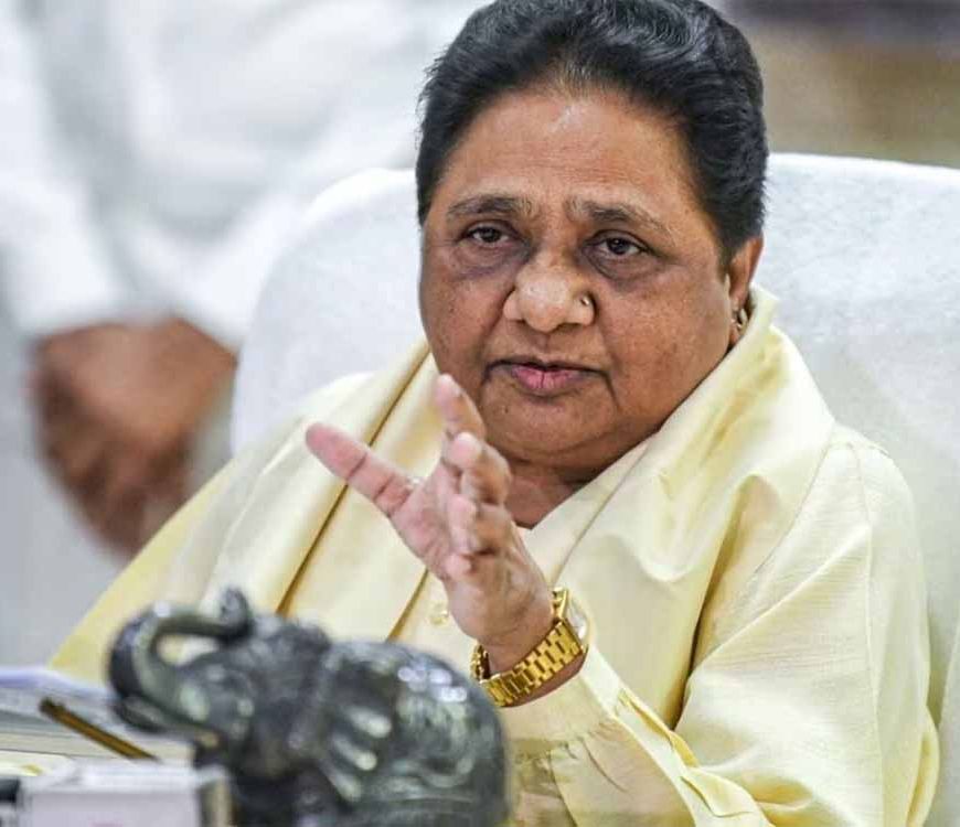 माफी के बाद नई शुरुआत: मायावती ने अशोक सिद्धार्थ को सौंपी 4 राज्यों की जिम्मेदारी