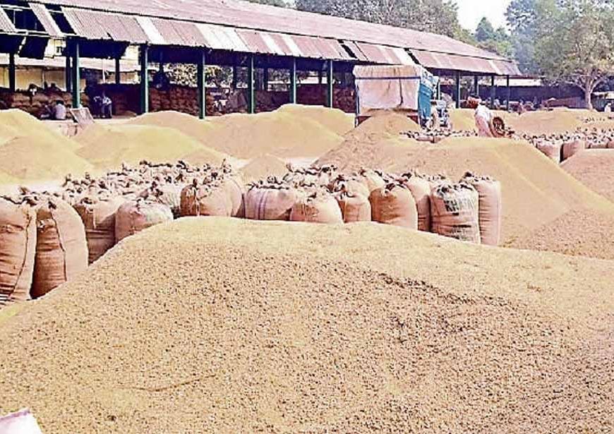 बिहार खाद्य निगम में बड़ी कार्रवाई: 12 पदाधिकारी निलंबित, विभाग ने सख्ती दिखाई