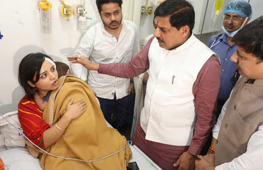 इंदौर ट्रक हादसा: घायलों से मिले सीएम, दोषियों पर सख्त कार्रवाई का दिया भरोसा