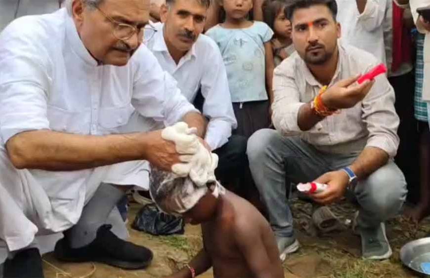 PM मोदी के जन्मदिन पर BJP सांसद का अनोखा जश्न, बच्चों को नहलाया और कपड़े धोए