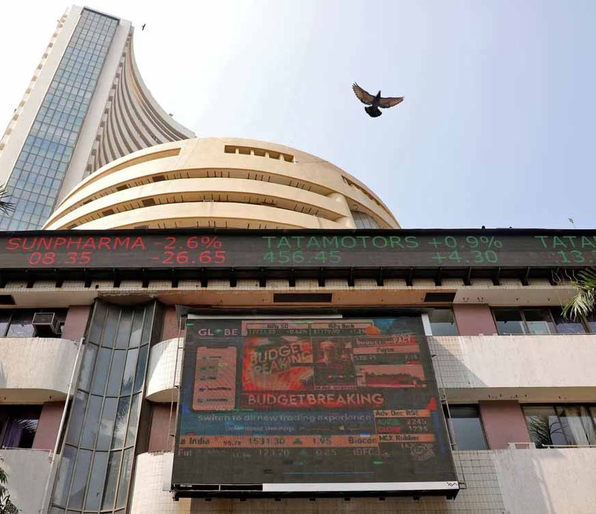 शेयर बाजार ने दिखाया दम: सेंसेक्स 83,000 अंक पार कर रिकॉर्ड बंद