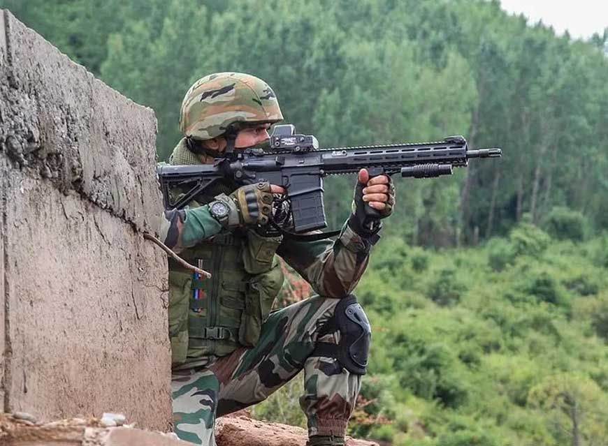 उधमपुर में सुरक्षा बलों की बड़ी कार्रवाई, जैश के आतंकी घिरे, एक जवान वीरगति को प्राप्त