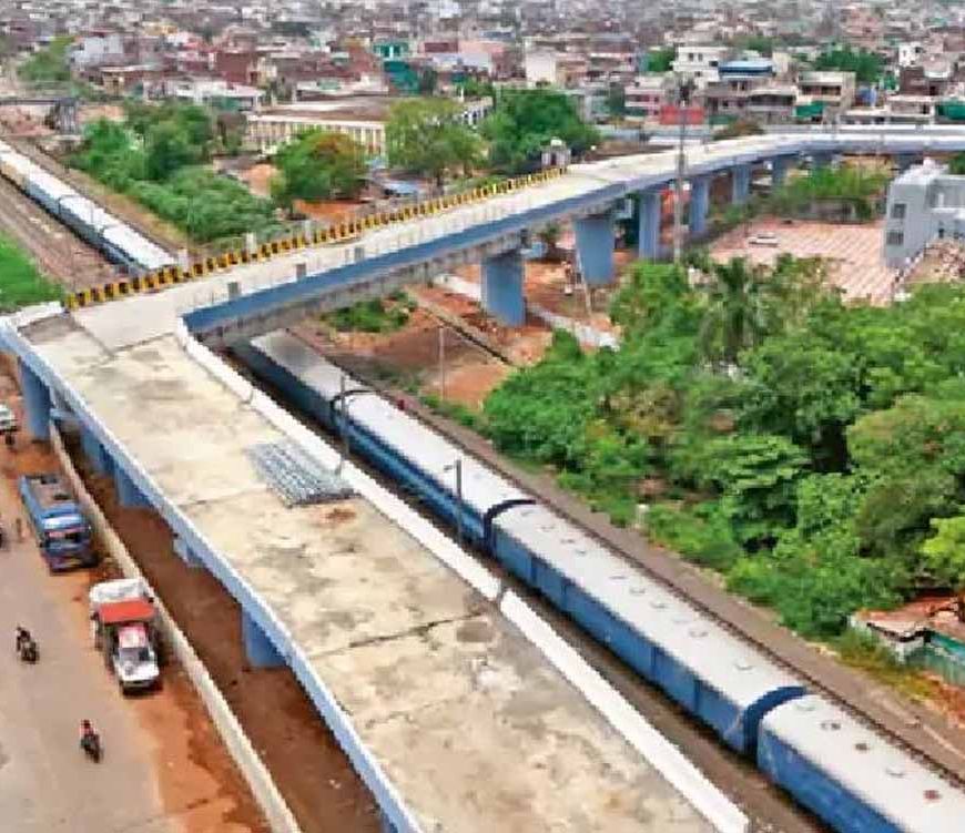 90 डिग्री ब्रिज मामले में HC की तीखी टिप्पणी: बलि का बकरा बाहर, किसी का तो सिर कटेगा