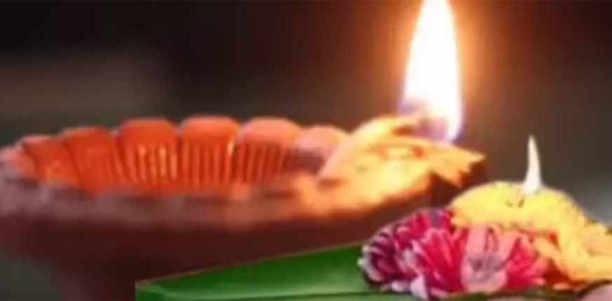 सर्वपितृ अमावस्या पर दीपदान: पितरों की शांति और लक्ष्मी कृपा पाने का उपाय