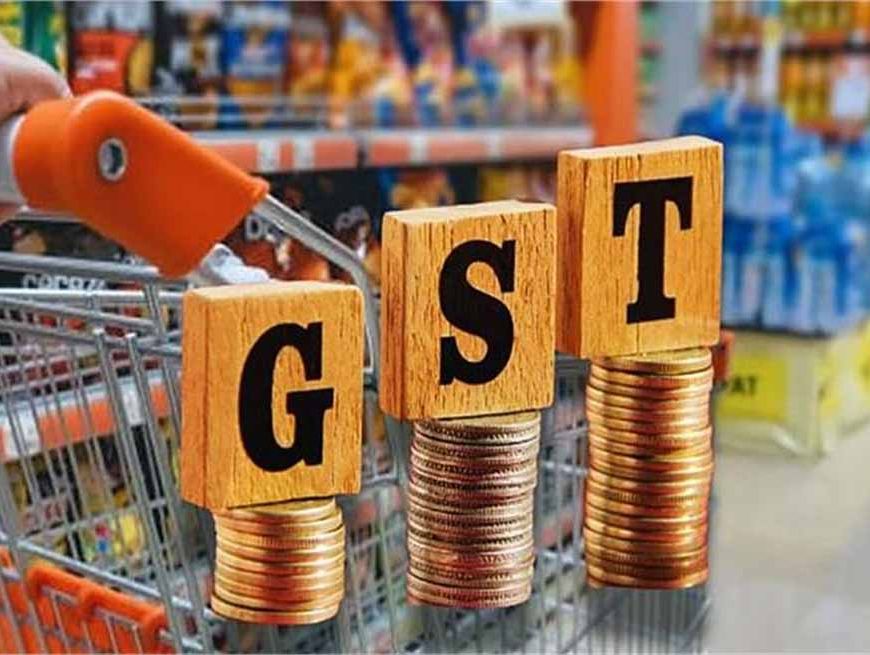 GST बदलाव से पहले रिटेलर्स की तैयारी, सस्ते सामान का स्टॉक तेजी से भर रहे दुकानदार