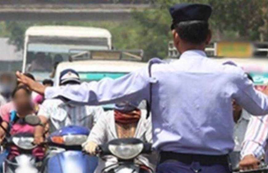 इंदौर का ट्रैफिक संकट बढ़ा: पुलिस टीआई और सिपाही नहीं मिले, आम जनता परेशान