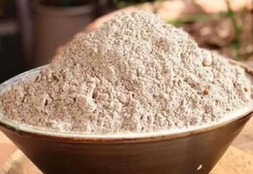 दिल्ली में कुट्टू का आटा खाने से 200 लोग बीमार, AAP ने 4 इंजन वाली सरकार पर साधा निशाना