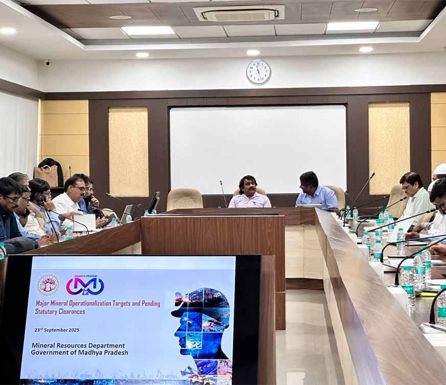 प्रदेश में नीलाम किये गये मुख्य खनिज ब्लॉक में खनन संक्रियाएँ प्रारंभ किये जाने की समीक्षा