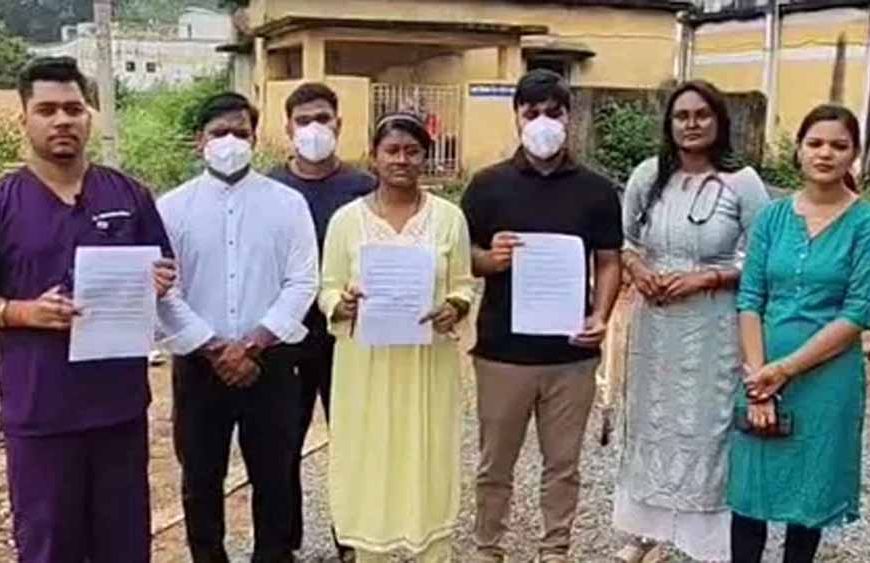 डॉक्टरों ने नक्सलियों का पोस्टमार्टम करने से किया इनकार, भत्ते की उठी मांग