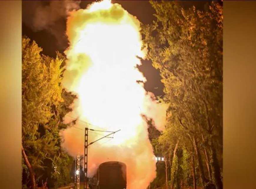 भारत का नया कमाल: पहली बार ट्रेन से दागी गई अग्नि-प्राइम मिसाइल, 2000 KM की रेंज में पूरी सफलता