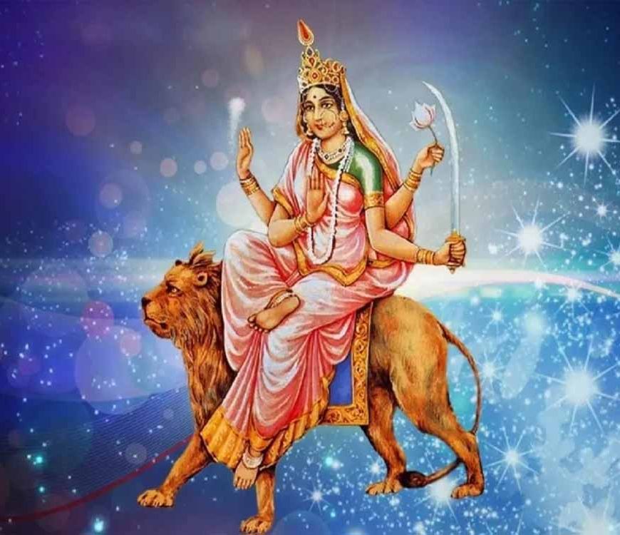नवरात्रि का छठा दिन: मां कात्यायनी की पूजा विधि, मंत्र, आरती व शुभ रंग
