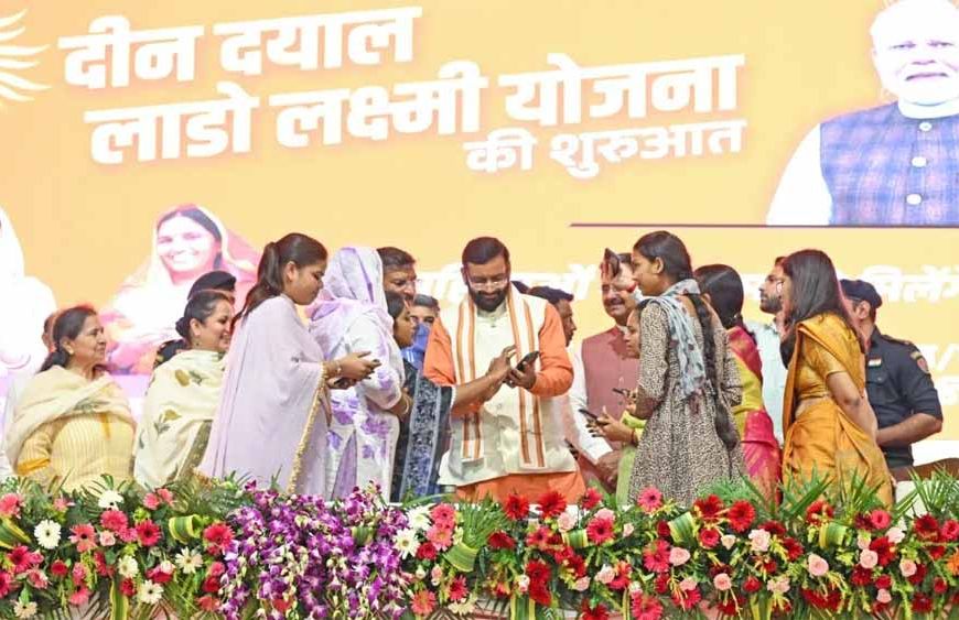 हरियाणा में महिलाओं को मिलेंगे 2100 रुपये: जानें आवेदन की पूरी प्रक्रिया, किन्हें मिलेगा फायदा