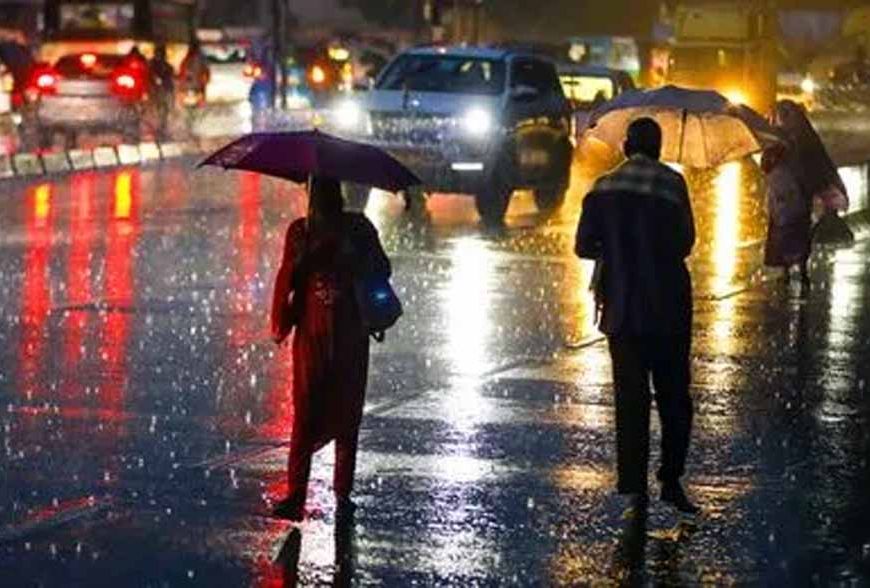 यूपी-बिहार समेत 15 राज्यों में भारी बारिश का अलर्ट, 8 राज्यों में ऑरेंज वार्निंग जारी