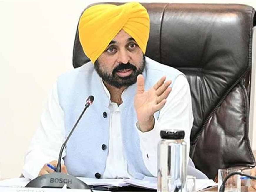 पंजाब में बड़ा कदम: कई अधिकारियों को सस्पेंड, सरकार ने उठाया सख्त कदम