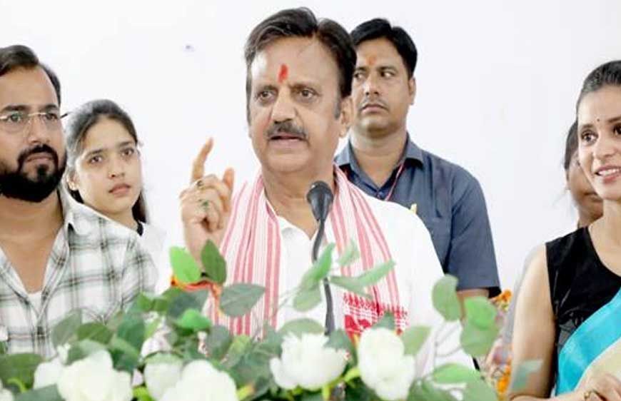 स्वदेशी अभियान को बढ़ावा देकर ही भारत को सशक्त बनाया जा सकता है : उप मुख्यमंत्री  शुक्ल