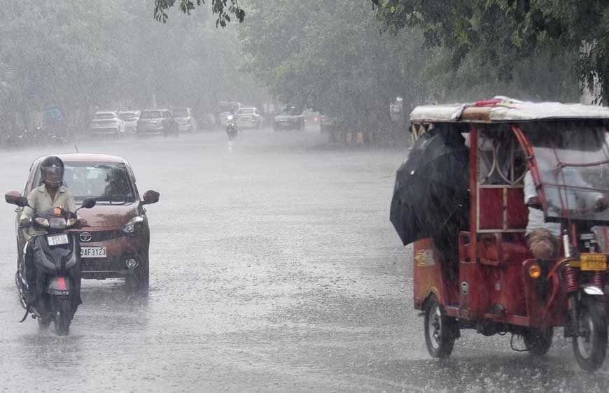 मध्यप्रदेश में दशहरे पर बारिश का अलर्ट: भोपाल-इंदौर में संभव बारिश, धार-बड़वानी में तेज़ बारिश