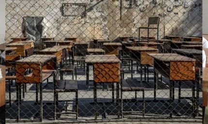 अफगानिस्तान में तालिबान के प्रतिबंध: स्कूल से लेकर सोशल मीडिया तक सब कुछ बंद