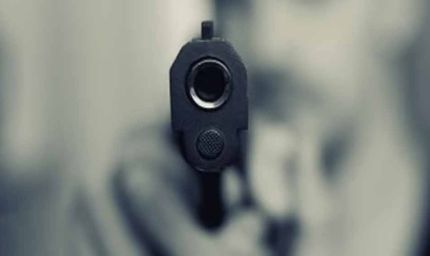 महाअष्टमी पर खौफनाक वारदात: रात में गोली मारकर शख्स की हत्या, एक घायल