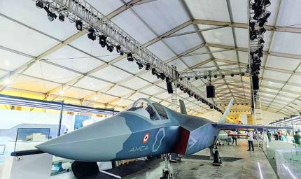 भारत तैयार: 5वीं पीढ़ी के लड़ाकू जेट बनाने के लिए 7 कंपनियों ने लगाई बोली