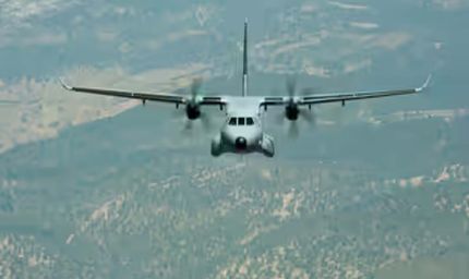 लद्दाख से तवांग तक झट‑पट तैनाती: तोप‑टैंक की तेज आवाजाही के लिए प्लान तैयार