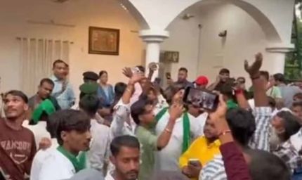 पटना में लालू-राबड़ी आवास पर बवाल, कार्यकर्ताओं ने विधायक के खिलाफ उठाई आवाज