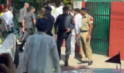 हरियाणा CM नायब सिंह सैनी ने IGP वाई पूरन कुमार के परिवार से मुलाकात कर दी श्रद्धांजलि