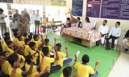 केन्द्र सरकार की अतिरिक्त सचिव पहुंची कांकेर : मावा मोदोल एवं श्रवण बाधितार्थ विद्यालय का किया निरीक्षण