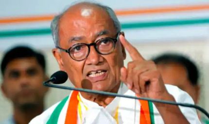 दिग्विजय सिंह का आह्वान: विधायक-सांसद दें पार्टी को आर्थिक सहयोग, भारत जोड़ो जैसी यात्रा निकालने का सुझाव