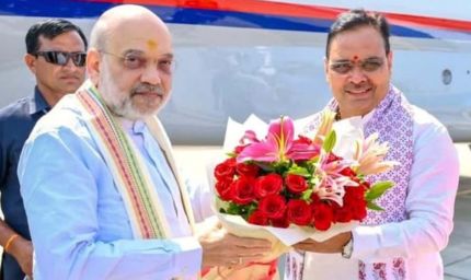 अमित शाह का स्वागत करने एयरपोर्ट पहुंचे सीएम, JECC में प्रदर्शनी का उद्घाटन करेंगे