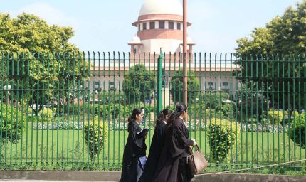 बहुत कुछ सहा है मीलॉर्ड...' महिला वकीलों की गुहार, चेंबर की सुविधा की उठाई मांग