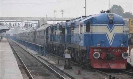 घर जाने की टेंशन अब खत्म! रेलवे ने बढ़ाई 30 लाख सीटें, टिकट रद्द करने की चिंता भी नहीं