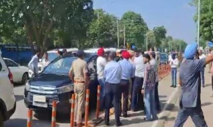 कस्टडी को लेकर टकराईं पंजाब और चंडीगढ़ पुलिस, राज्यसभा उपचुनाव के एप्लिकेंट पर विवाद