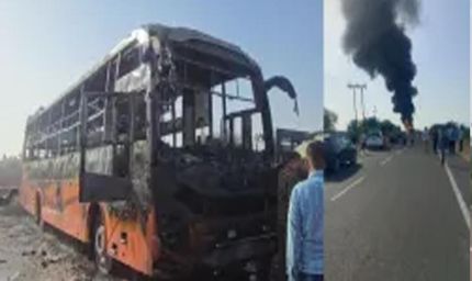 जैसलमेर में दर्दनाक हादसा: बस में लगी आग, 10-12 लोगों के मारे जाने की आशंका