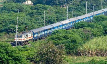 दिवाली और छठ पर यात्रियों को राहत, पंजाब से यूपी-बिहार के लिए चलेंगी स्पेशल ट्रेनें