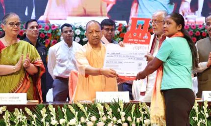नारी सम्मान और आत्मनिर्भरता की दिशा में उत्तर प्रदेश ने लिख रहा नया अध्याय