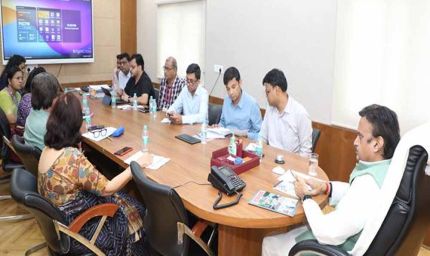 उप मुख्यमंत्री शुक्ल ने चिकित्सा महाविद्यालयों में स्वास्थ्य सेवाओं की समीक्षा की