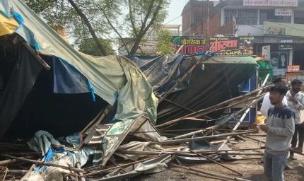 जबलपुर: विजय नगर की 20 साल पुरानी अवैध चौपाटी पर चला नगर निगम का बुलडोजर