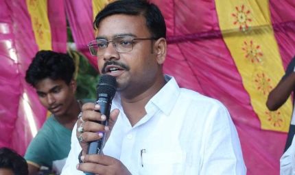 मधेपुरा की आलमनगर सीट पर बड़ा खेला! एक ही उम्मीदवार ने भरे RJD और VIP दोनों से पर्चे