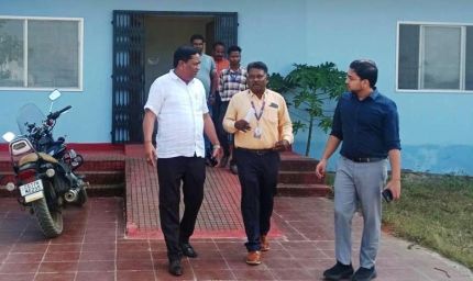 रायपुर : आड़ावाल नक्सल पुनर्वास केंद्र नवां बाट में आत्मसमर्पित माओवादियों को मिल रहा आजीविका प्रशिक्षण