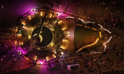 अयोध्या में दीपोत्सव की रौनक, पर्यटन मंत्री ने झांकियों की शोभायात्रा को दिखाई हरी झंडी