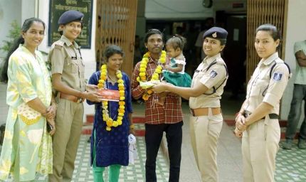 डेढ़ साल बाद बरामद हुई मां-बेटी, केरल से लौटते ही परिवार में छाया दीपावली का उल्लास!