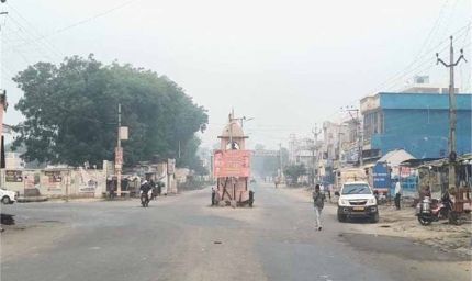 दिवाली के बाद हवा में ज़हर: AQI 421, किसानों पर पराली केस और खाप का सवाल