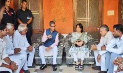 एएसआई संदीप लाठर के घर पहुंचे हरियाणा के राज्यपाल