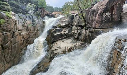 रानीदाह जलप्रपात: छत्तीसगढ़ के जंगलों में छिपा अनदेखा स्वर्ग
